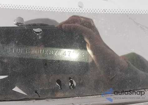 2008 Toyota Prius z USA, uszkodzony, nr VIN JTDKB20UX87747173